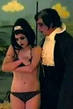 Watch Teenage Bikini Vampire 1channel